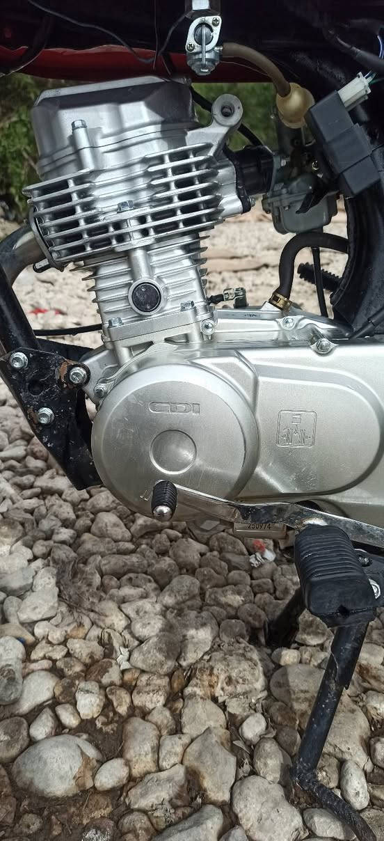 للبيع نامه شلامجه مديل 26 شاصي 22 ارشا اوراق سكنر مكفوله دراجه نضافه فول السعر650 وبيها شي بسيط مكاني بابل محاويل
***********
