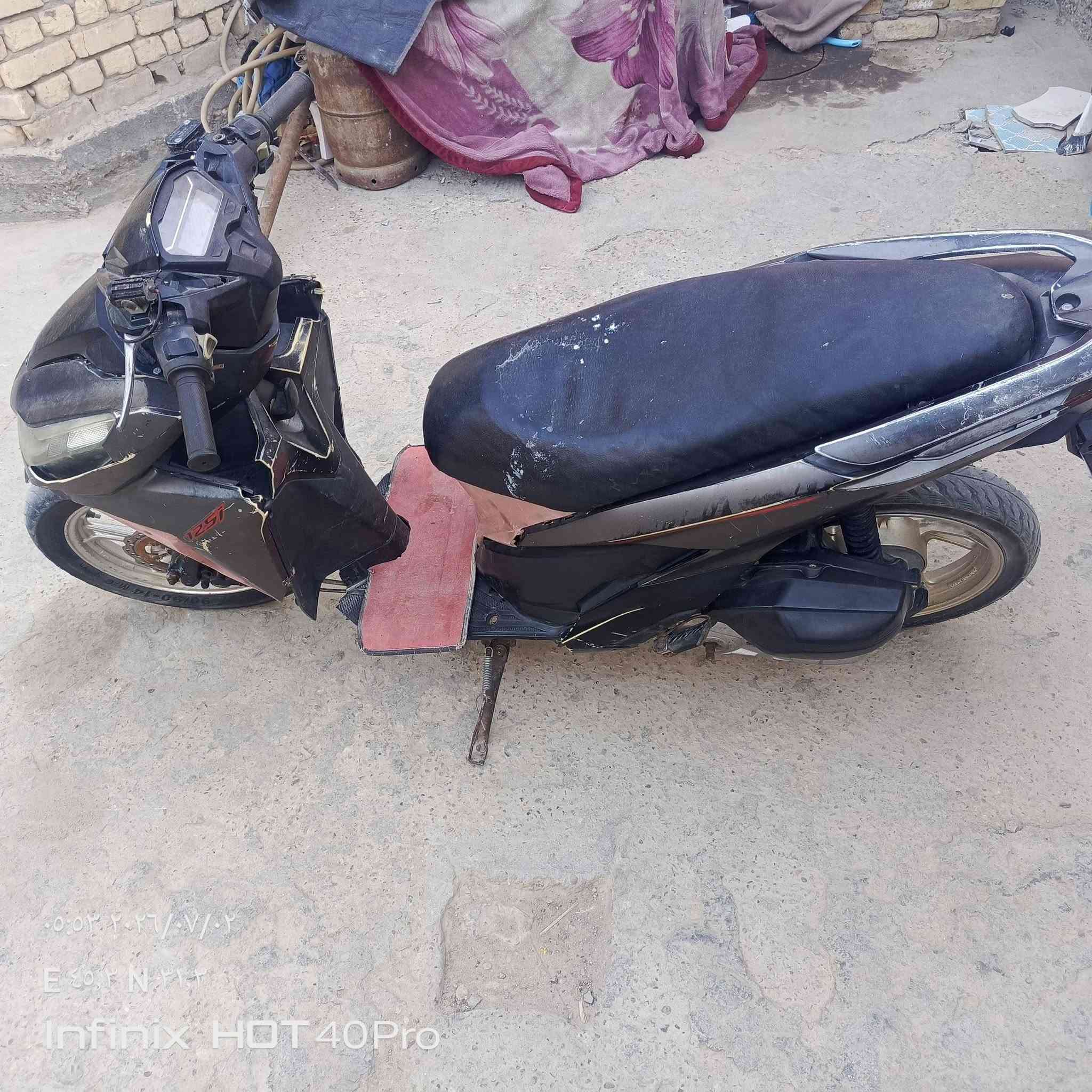 هوندا للبيع الدراجه شغاله بس بيها دخان  وكفراتها تعبانه
 
السعر 250 وبيها مجال قليل أو مراوس بيجي 

مكاني سماوه الجربوعيه الاولى


**إذا كنت صاحب هذا الإعلان وتريد حذفه لأي سبب، رجاءا أرسل رسالة إلى الدعم الفني**