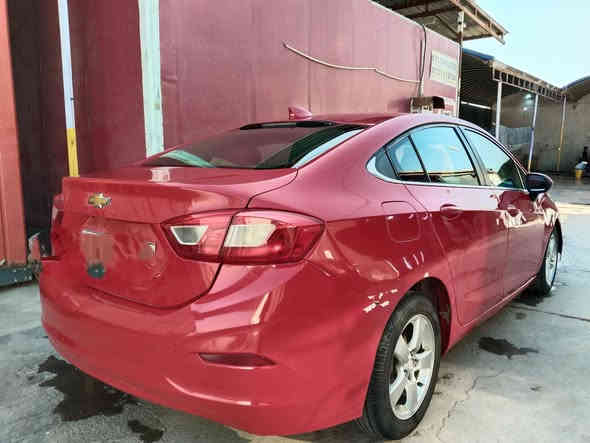 شوفرليت كروز. 2016 
محرك مبدل جديد كير سليم صبغ عام مكفول اللغد والشواصي وتكم محرك 1400تيربو شاشة عطلات وشاشة كبيرة صوندة التبريد مزروفة وطاير الغاز من بدلت المحرك السيارة شرط التحويل رقم بغداد بأسمي السعر 73 وبيها مجال بسيط جدا 
***********1 حلة
