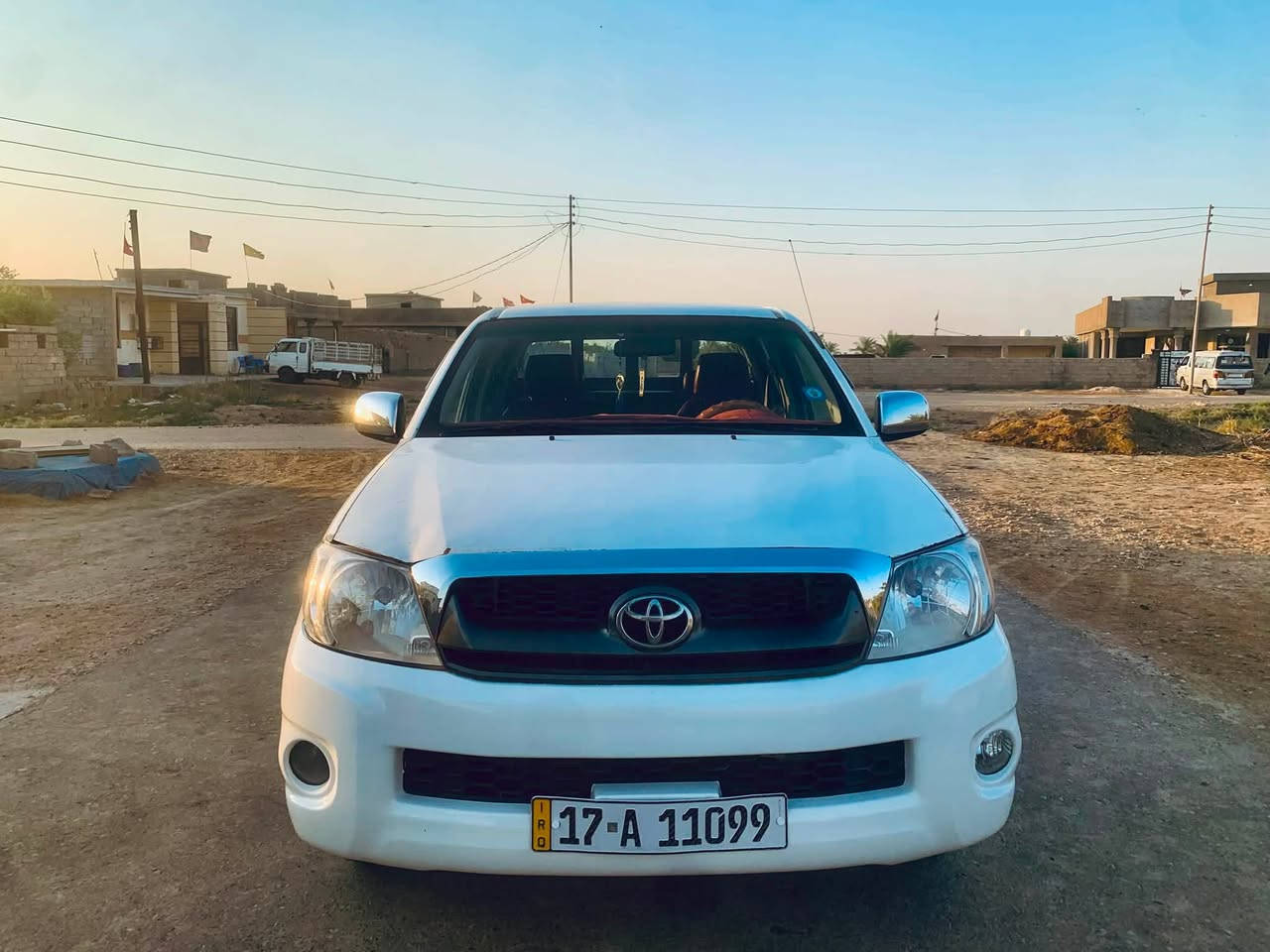 سلام عليكم بيكم فلاونزه للبيع 
2007  شاصي 19 سياره خير من تدفه تبريد🥶
رقم  نكليزي مثنى 
سعرها ١٢٠ وبيها مجال 
مكان سياره واسط
***********

