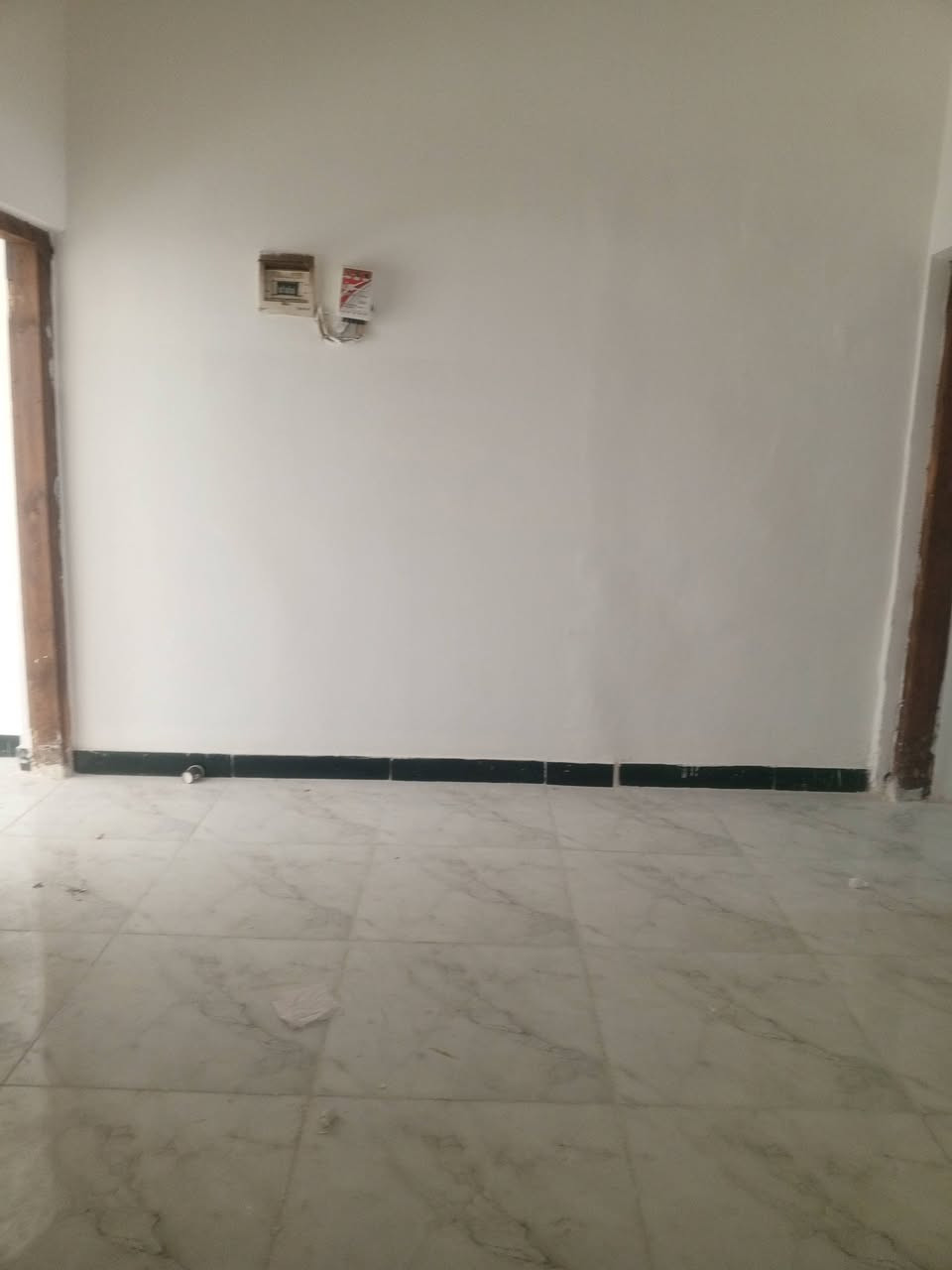 مشتمل للايجار طابق ثاني العنوان كوت جمعيه قرب مدرسه طيبات***********
