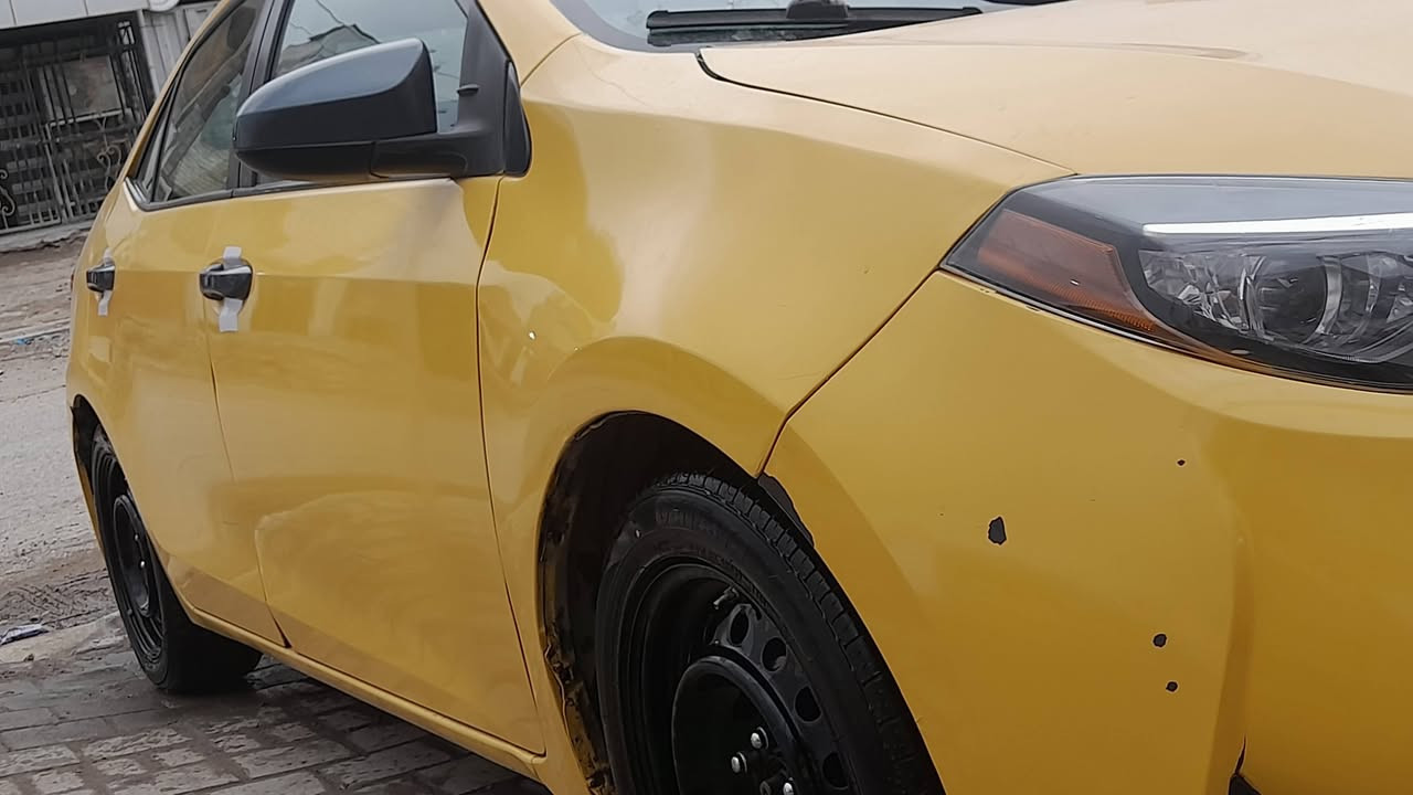 السلام عليكم للبيع كورولا تكسي بغداد بأسمي موديل ٢٠١٩ حادث جاملغ وبنيد ناشر رقم الشاصي جاهزة تخم تاير مكينة كير تبريد 
بدون دواخل ماشيه ٢٥٥ بغداد الأمين سعرها ١٢٠ابو حسين  ***********
