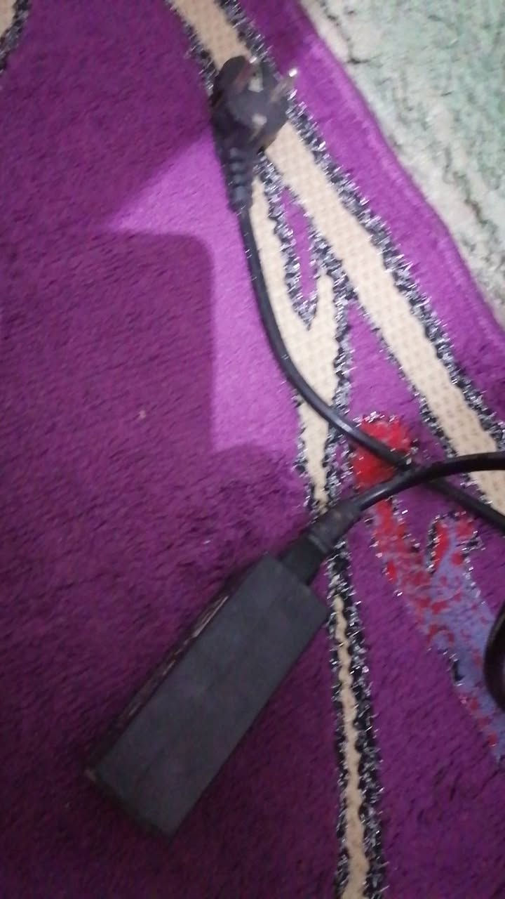 السلام عليڪم اخوان. شبكه جديده لبيع سعر 60 
نقصها بس واير وشاحنه
***********
