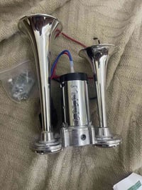 هورن ميلاد • اكسسوارات سيارات