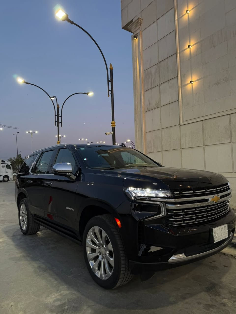 تاهو برايمر موديل 2023 خليجي وكالة المنصور ماشية 65 السيارة جديدة جدا مكفولة من الصبغ عدا بارد بسيط جدا 
السعر 530 بية مجال بسيط 
موبايل ***********
