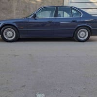 بي ام 520 • سيدان