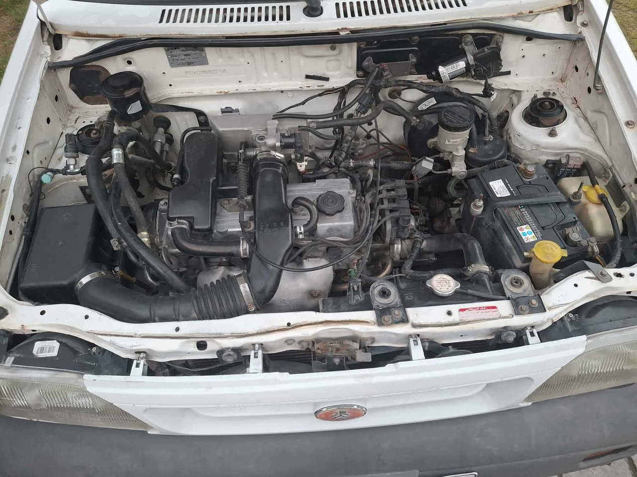 السلام عليكم سياره مديل2010 سياره لا صبغ ولا ضربه ولا تبديل سياره خير من الله مكينه كير تخم تاير ما أذب عليه ربع قفل قفل من الأخير 38 مكانيه بغداد الرحمانيه ***********
