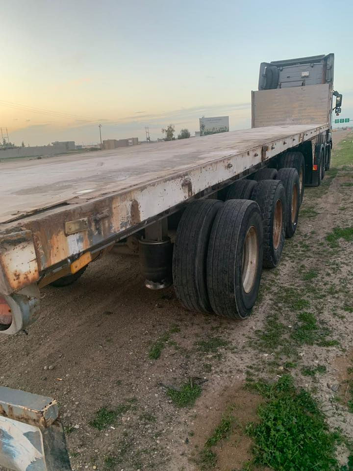 سلام عليكم فالفو شيطان حجم 440 محرك وحش 
سنكل امامي كير اوتماتيك مرسمة فلات جوانب متحركة 3 محاور مزوج وظايف رابع تك تاير رفاع
 سيارة جاهزة للشغل كفالة عامة من كلشي 
السعر290 وبيها مجال بسيط
مكان كركوك
رقم الهاتف ***********
