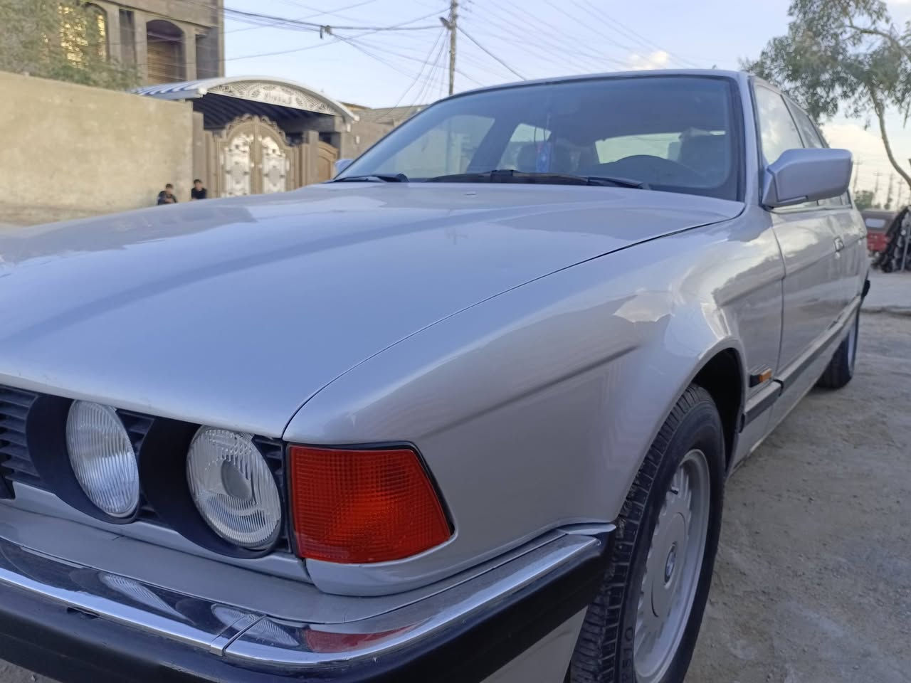 اخوان رمضان كريم للبيع او مراوس بي ام دبليو موديل 91 حجم 700كير مكينه 6سلندر شرط حاويه حداديه كلهه جاهزه كهربائيات كلهه جاهزه تخم تاير دوشمه جديد السياره جاهزه اخوان شرط تحويل ععقد مروري مصبوغه جماليه بدون حادث صبغ جديد هزه جديده رقم بغداد انكليزي جديد السعر 50اوبيهه مجال للشراي عنوان بغداد حي النصر هاتف *********** تراي للبصره
