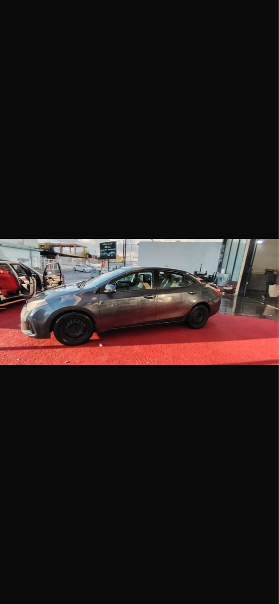 2016 قطعتين صبغ واحد كلير  بدون شواصي  كير مكينه شرط سنويه وأرقام كلها جديد

عنوان اربيل عنكاوا  سعره 115 مجال 
*********** أربيل, العراق
