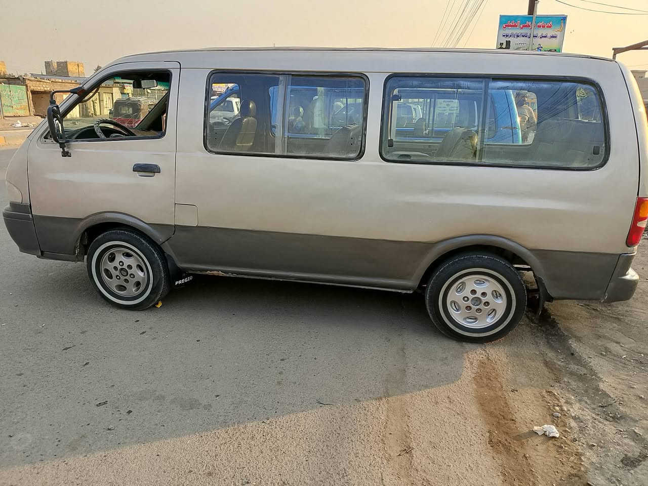 سلام عليكم كيه بريجو موديل 96 بسمي سنويه ل28 مكينه 3000 مجفته قبل شهر تخم تاير جديد كهربائيات كله شغاله 
كشنات مال ستاركس مصبوغه عام سياره جاهزه مابيه شي  مكاني بغداد حسينه المعالمل سعر 55 وبيها مجال  وهاذه رقمي اتصل وتدلل ***********
