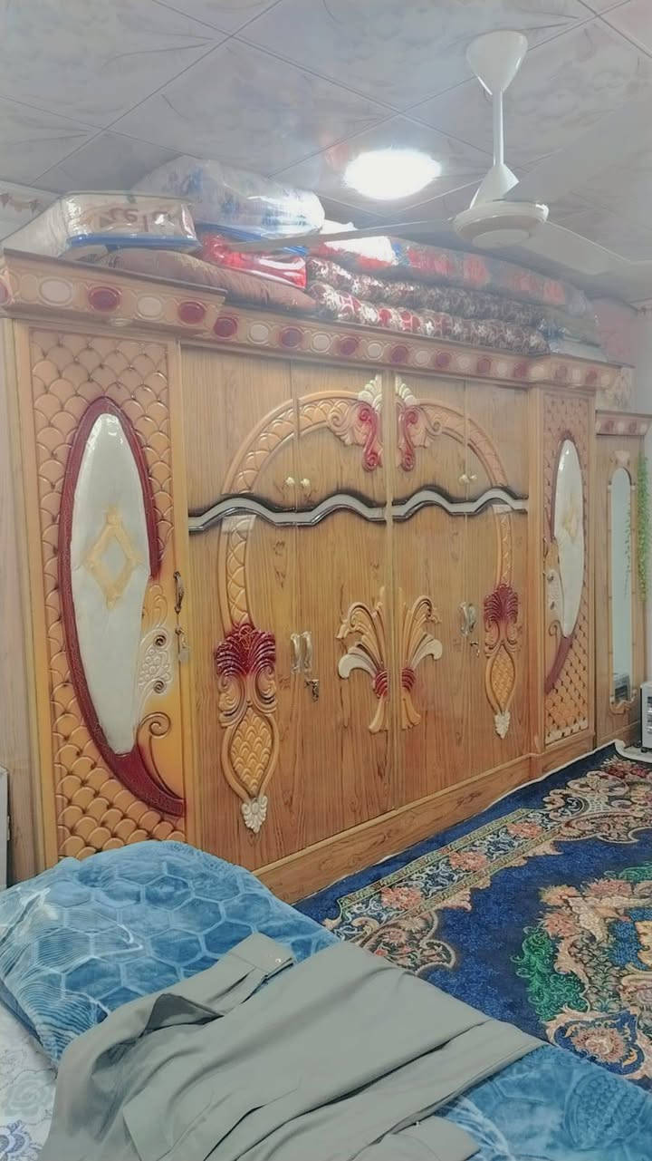 السلام عليكم للبيع ***********
