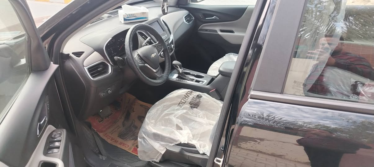 السلام عليكم
كوينكس موديل 2024
ماشيه 16
مرقمه وكامله
بيه سونار
حادثه جاملغ وبنيد
سعره 160وبيه مجال
مكاني الكوت مركز
رقمي ***********
