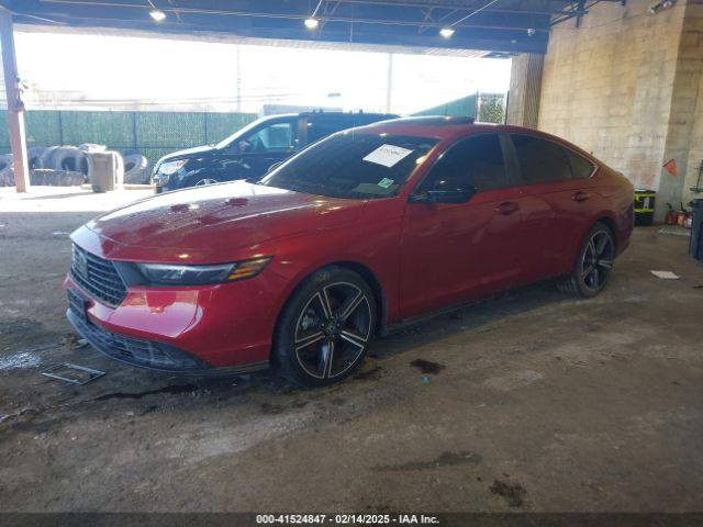 هوندا اكورد حادث كم موضح   للاستفسار اتصل ب*********** عنوان بغداد باسمي  فئة sport  موديل 2023 ايرباك البرده فقط اخوان ممتواجد على فيس سعر ١٩٠ بيها مجال بسط
