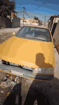 سيارة بيجو للبيع 405 بسبع اوراق المكينة كايمة راعيهة ما نندلة ونبيع كوم حديد المكان كربلاء حي النصر ***********0
