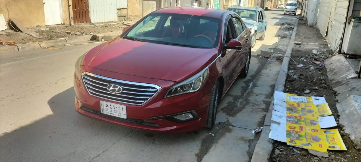 السلام عليكم سوناتا 17سياره مواصفات عاديه تحكم ستيرن كامره دواره 3انظمه قياده  سونارها مرفق ويه الصور القماره بيها شويه جراد مكانها الحسينيه الراشديه السعر 105وبيها مجال رقم صاحب السياره *********** أني مكلف بلنشر
