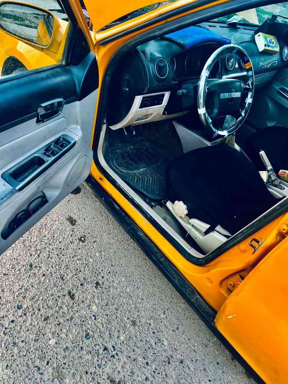 سي كي ٢٠١٢ رقم بغداد انكليزي بأسمي اني الشرعي سنويه 2031 شرط التحويل محرك لاصرف ولا نفخ كير شرط كابون بانزين بيها ورقي الهيئة والغرامات مصفره هزه جديده تايرات جدد مسجل شاشه مصبوغه جماليه  كهربائيات كلها شغاله السعر ٤٢ مكاني موصل زنجلي 
***********

***********
