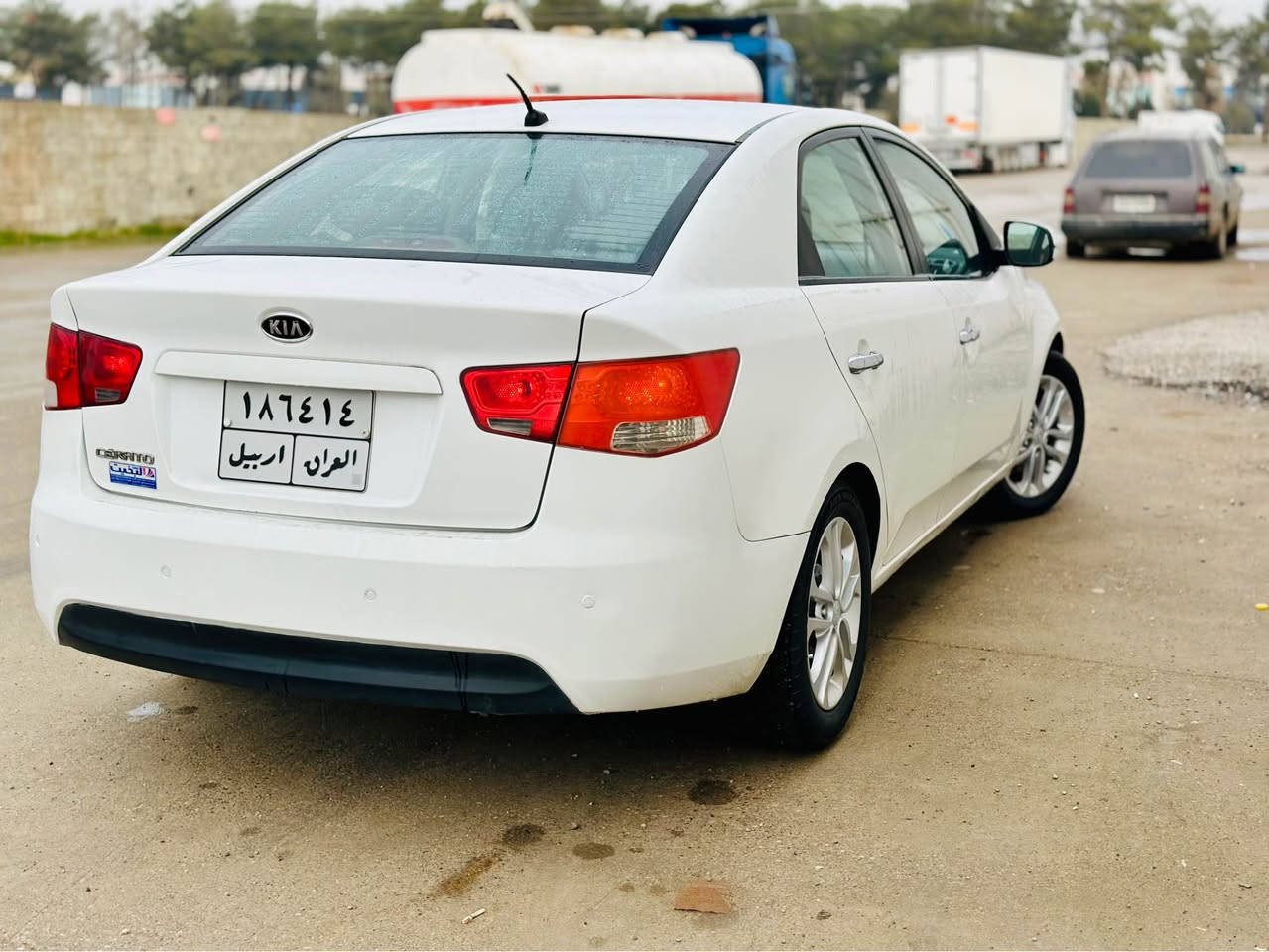 کیا سیراتۆ - مۆدیل ٢٠١١ -  
 -  📲 *********** سعر : ١٠٧
زۆر جوان ماوەتەوە   
دوو پارچەی بۆیاغە بە بێ ناوگرتن 
چوار تایەی تازەی لە ژێرە
تاخم پێش بەشەرت
مواصفات  ( ڤۆلیۆم -  ٦ گێڕ - حاسە -ناو سور ) 
------------------------🔹
گیڕ مەکینە کرانەوەو سەوت سەرف و بوخاریش بەشەرت    (١٢٢ هەزار ڕۆیشتوە ) 
-------------------🔹
تەحویل غەرامە بە شەرت 
شوین : سلێمانی 🌅

کیا سیراتۆ - موديل ٢٠١١ -  
 -  📲 *********** سعر : ١٠٧
سيارة باقي حيل حلوة   
قطعتين صبوغ بيها بدون دواخل  
أربع تايرات جديدة 
تاخم حدادية جاهزة
مواع  ( ڤۆلیۆم -  ٦ گێڕ - حاسات -داخل احمر ) 
------------------------🔹
گیڕ و محرك ما مفتوح صوت سرف و بخار بشرط 10 فيتر    (١٢٢ الف ماشي ) 
-------------------🔹
تحويل و غەرامە بە بشرط  
مكان : سلێمانی 🌅

; Singapore
