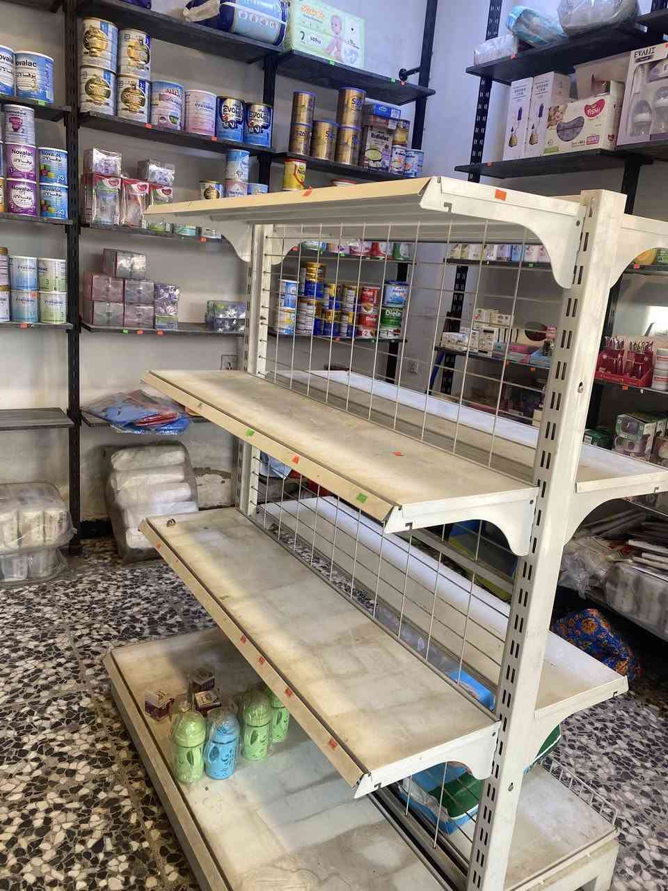 عارضه وسطيه وجهين للبيع طول وعرضها متر و٢٠


**إذا كنت صاحب هذا الإعلان وتريد حذفه لأي سبب، رجاءا أرسل رسالة إلى الدعم الفني**