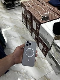 ايفون ١٥ برو ماكس  تيتانيوم شرق اوسط نموذج m بطاربه ٩٠  نضافه الجهاز١٠...