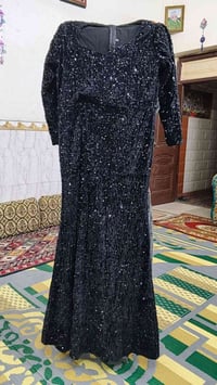 ملابس • للبيع