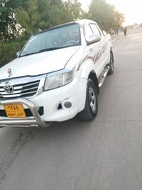 هايلوكس • محدثه ٢٠١٤ • كركوك