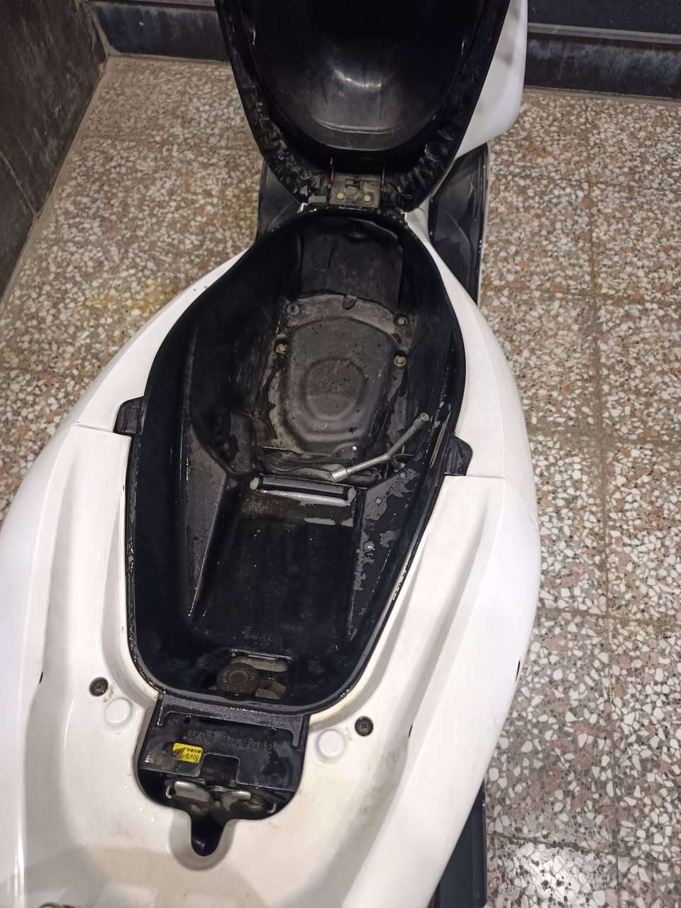 السلام عليكم دراجة bcx  للبيع الجيل الأول ياباني السعر 12 ورقة دراجة نظيفة


**إذا كنت صاحب هذا الإعلان وتريد حذفه لأي سبب، رجاءا أرسل رسالة إلى الدعم الفني**