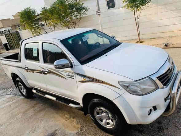 بيكب موديل 2014
بدون صبغ 
مكين مو مفتوح 
196 ماشي
رقم موبايل واتساب 
*********** اكر
