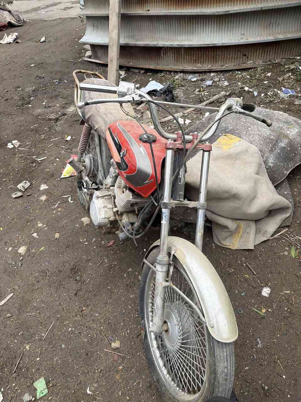 أبيع كوم حديد  سعر 75 مكاني بغداد الشعب ***********
