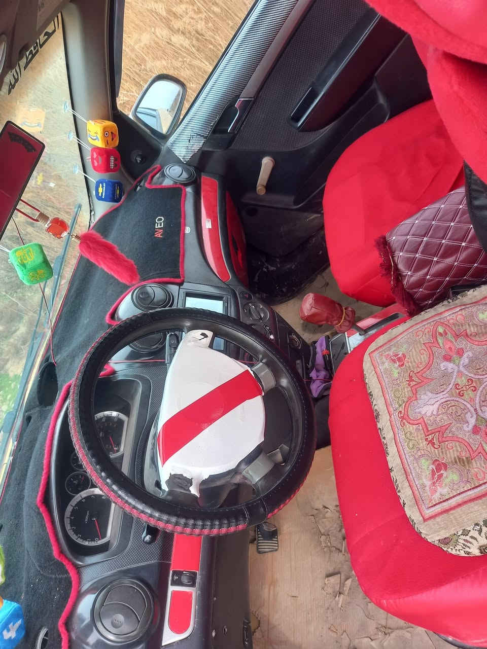 سلام عليكم افيو مديل تسعه محرك وكير كورله نضافتهه كدام العين محركهه ١٤٠٠سياره حلوه وجاهزه مكاني صلاح الدين ***********)سعرهه ٥٥ وبيهه مجال
