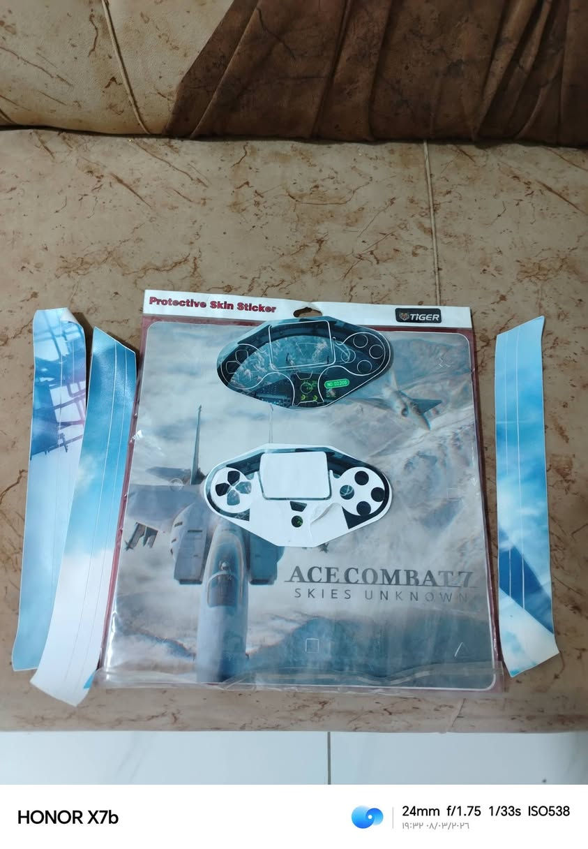 السلام عليكم
بلي فور سلم اونلاين 

لوك ستيكر ما مفتوح ولا مصلح 

🔸 يدات عدد 2

🔸ذاكرة 500 كيكا بايت 

🔸مع قرص جي تي اي 5 جديد 

🔸 حساب بي 5 العاب بيس + جي تي اي 5 + ستيمبل قيز + اسفلت + روكت ليق 

🔸يجي وياه جنطه + ستيكرات لليدات والبلي 

حساب الستيمبل قيز كلش قوي 💪

السعر 290 الف 🔒 لان الجهاز كلش نضيف وما متعوب

الرمادي ـــ 6 كيلو 
***********
