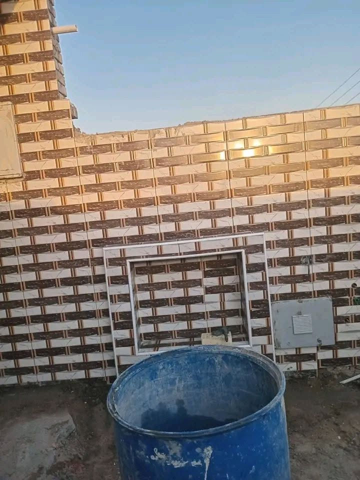 خلفه مصري لتركيب جميع انواع السيراميك ارضي جداري كاشي مرمر بايات شغل لليزر درجه اولي شغل بغداد فقط ***********
