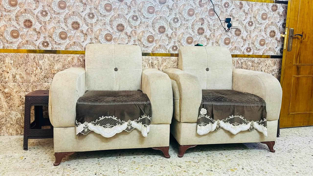 سبلت توسوت 1 طن نظافه 100 ‎%‎ اريد ابيعه على مود الغرفه جبيره وميلحك يبرد وهذني الكراسي لثنين نضيفات


**إذا كنت صاحب هذا الإعلان وتريد حذفه لأي سبب، رجاءا أرسل رسالة إلى الدعم الفني**