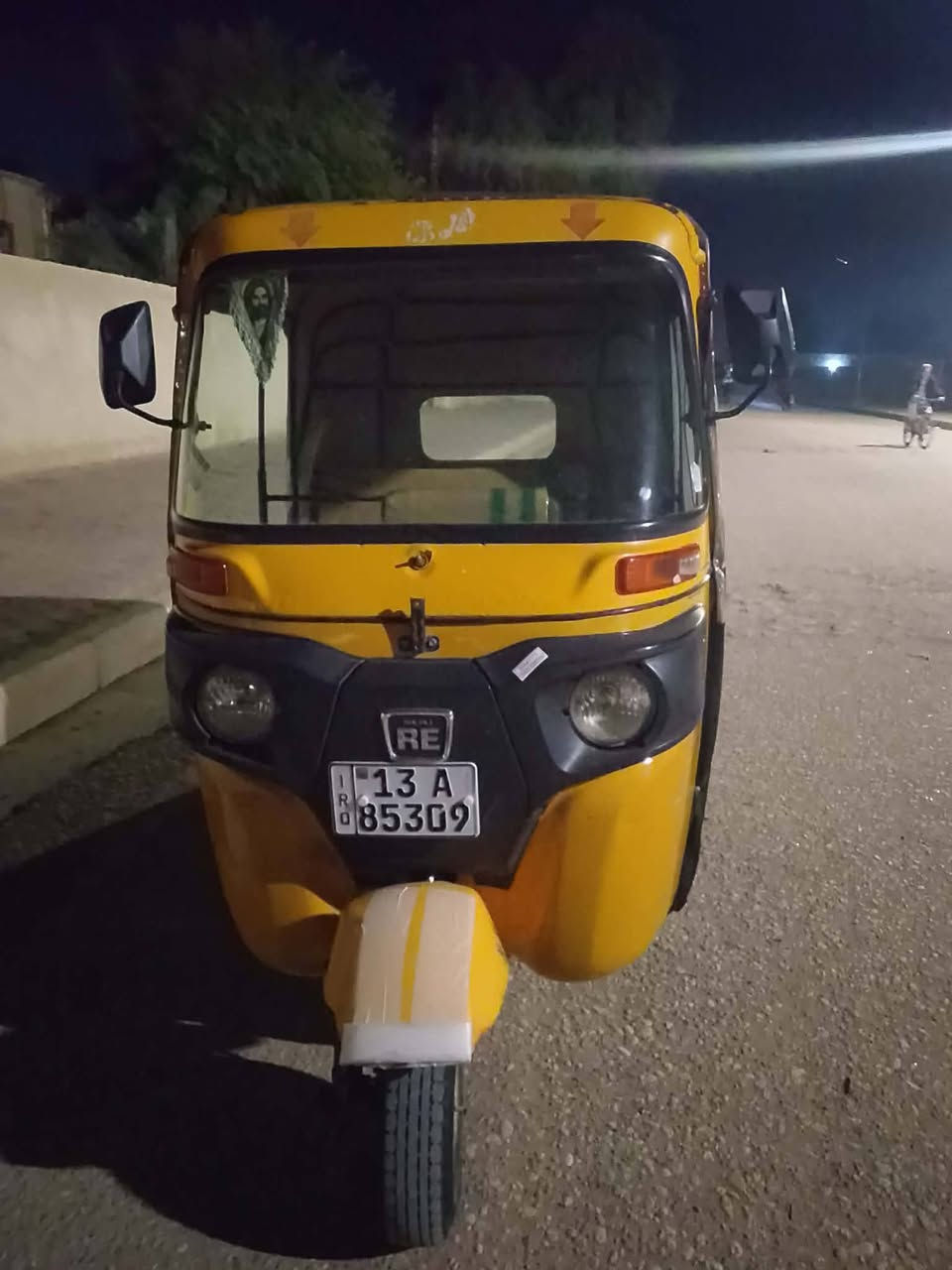 السلام عليكم شباب تكتك للبيع 19شهر12بيه بخه بغد كدشبر صبغ وال باقي مكفول الوحه وسنويه مكينه مفتوحه مره واحده لا تنقيص ولاتبخير.تخم تاير كاعيات دوالشمه سعر5 ونص 500العنوان ميسان الكحلااء هذا رقمي ***********
