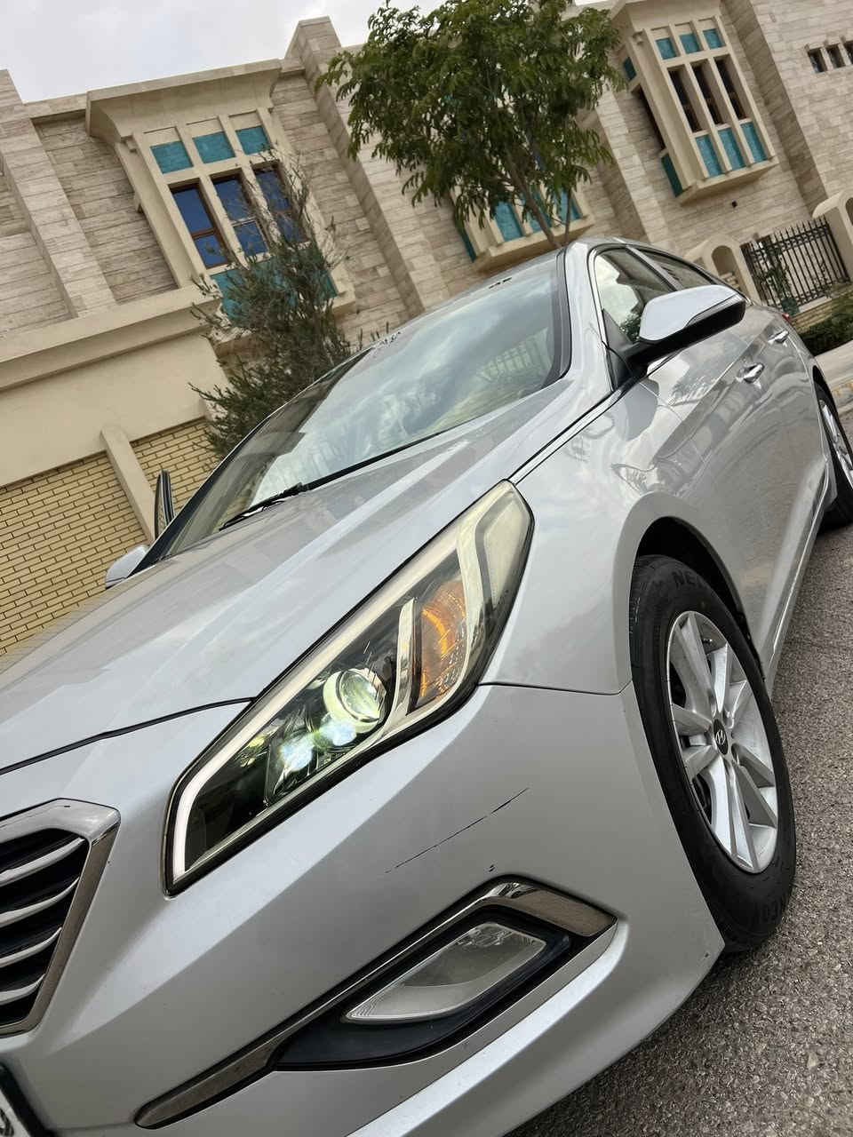 (وينه الي يدور النضيف والسريع🏁 والفول
_هونداي سوناتا

موديل2017

_اعلى فئة

1_فتحه سقف

2_بصمة تشغيل

3_بصمة ابواب

4_نضام ترحيب

5_شاشة كبيره

6_كامرة دوار

7_رادار امامي

8_رادار جانبي

9_مثبت سرعة

10_تحديد مسار

11_كشنات جلد مشمشي

12_تدفئة كشنات امامي وخلفي

13_تبريد كشنات امامي وخلفي

14 _كشنات كهرباء

15_جام AOTO

16_3وضيعات قياده

ايكو وسبورت ونورمال(الاعتيادي )

17_لايتات AOTO

18_منضومه زنون عدسات بلادي(نهاري) سعره450

20_لون مشمشي مميز بالسوناتا

21_نضام AOTO HOLD

22_سايد بريك 

23_اشاير بالمري

28_تحكمات ستيرن جهتين

29_كشنات خزن 

31_تبريد قطعتين ثلج ❄️❄️

32_تحكم تبريد بيانو

33_رادار امامي توقف ذاتي

35_ويل حجم 18 سبورت

37_نقط عمياء

38_تحكم مري كهرباء

39_سستم ستيل

40_حساسات امامي خلفي

41_مانع انزلاق

42_كامرة داش 

تيارات حداديه تبريد كله مكفول وجديد

♦️السياره الحادث جاملغ و بنيد و بيها بارد بالجاملغ الخلفي بس  اكفلك البدي كله كله كفاله

[♦️محرك طك الكرتون جديده وين ما جان افحص دهن امزويل وبانزين محسن و كفاله جديد طك الكرتون  ] السياره جديده وفول وحلى من صور تجي وتشوف 🟧 السعر126 مجال مكان السيار كربلاء

‭0785 800 7493‬
