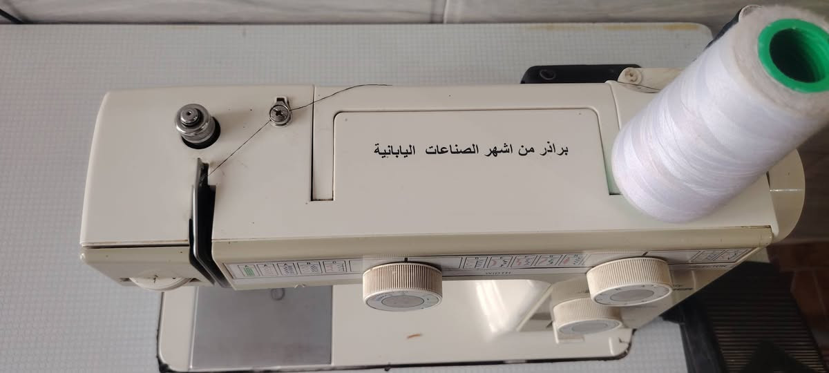 للبيع مكينه خياطه ابراذر اليابانيه نضيفة السعر 200 وبيهه مجال قليل الاتصال على الرقم ***********

