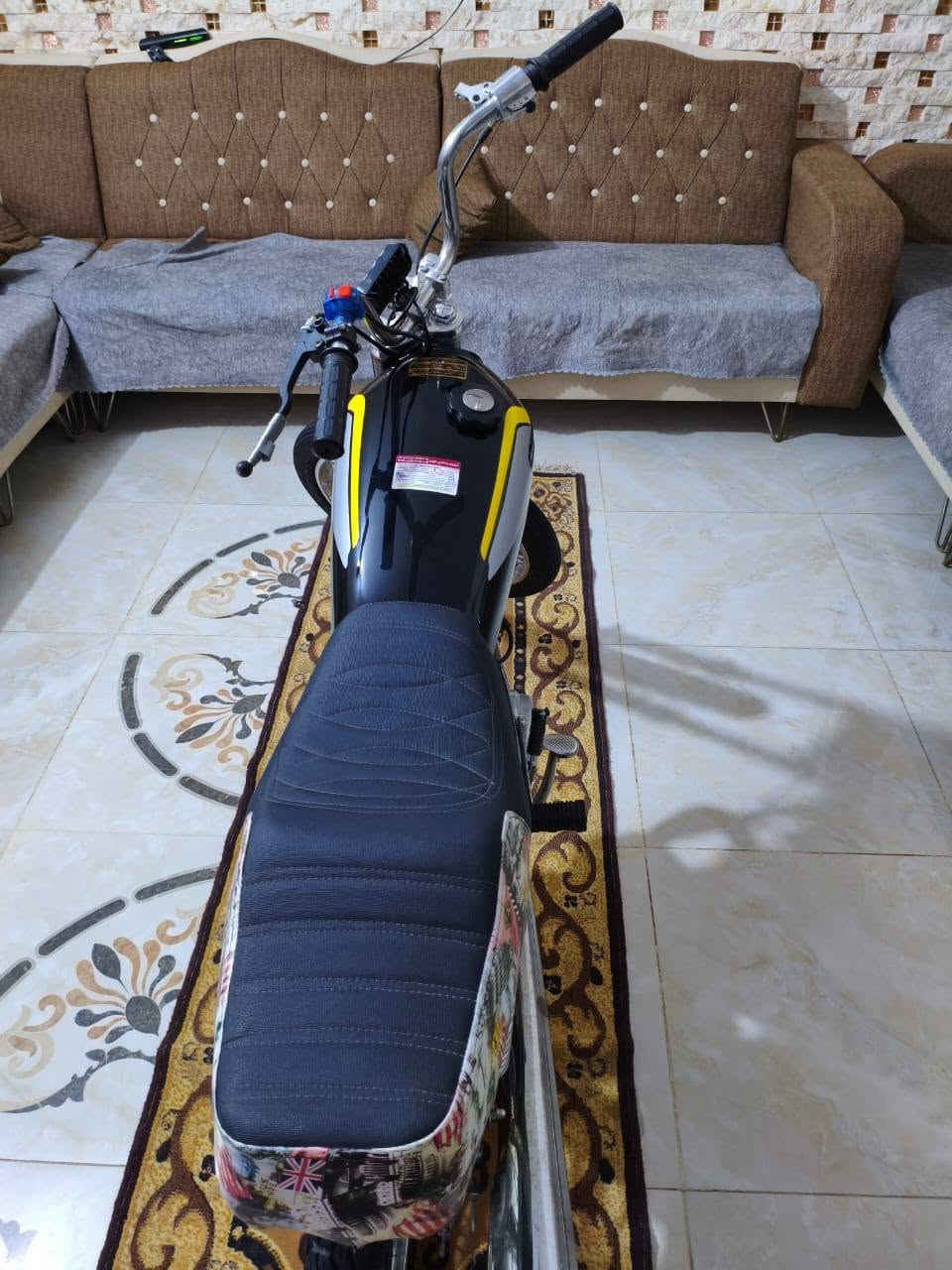 متاح 4 كير لبيع اوراق اصولي وكيل نوار شاصي 22 متياز وتعميره 26بس لمكينه 25مكان ديوانيه حي الميكانيك***********
