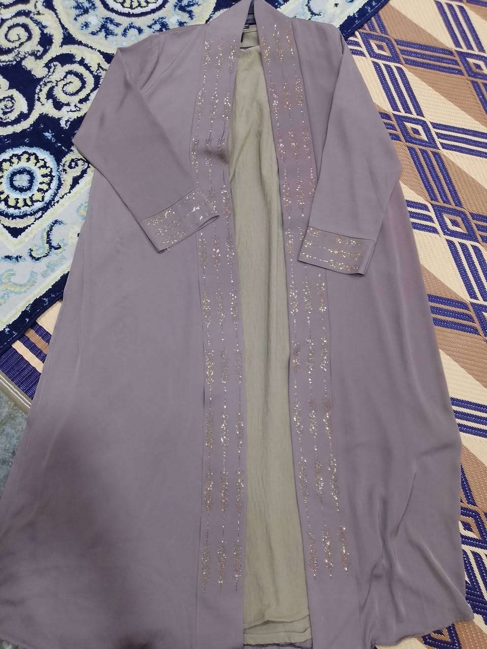 يوجد فستان ورداء خليجي سعر الرداء 50 وسعر الفستان 50 شاهد الله لبسه واحده


**إذا كنت صاحب هذا الإعلان وتريد حذفه لأي سبب، رجاءا أرسل رسالة إلى الدعم الفني**