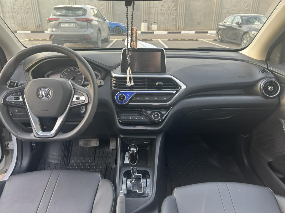 السفن 2024
ماشيه 19الف مكفوله وحره داخله ضمان  
السعر 15 مليون 

+964 770 021 1091


**إذا كنت صاحب هذا الإعلان وتريد حذفه لأي سبب، رجاءا أرسل رسالة إلى الدعم الفني**