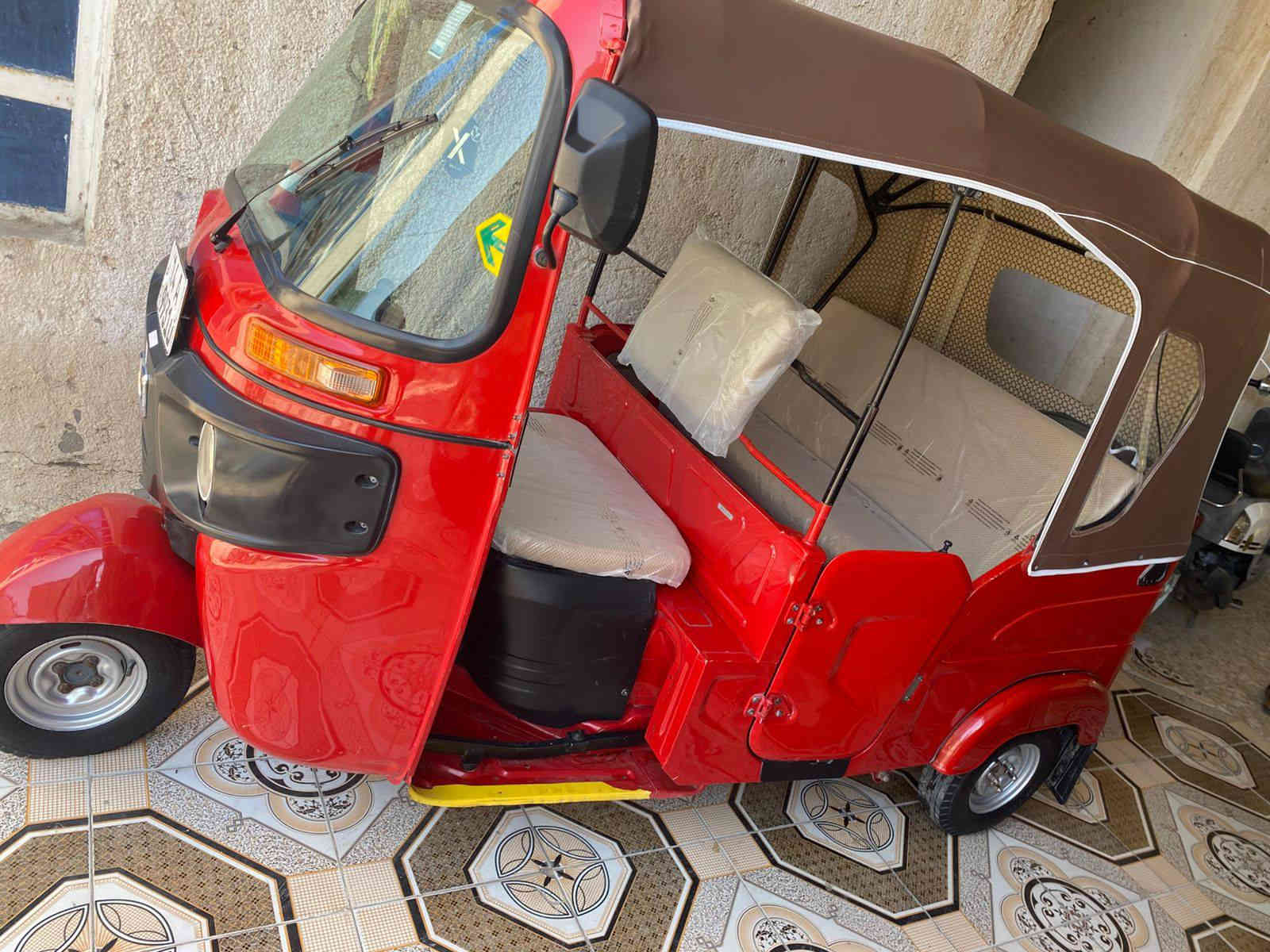 سلام عليكم تكتك كفالة عامة رقم وسنوية
تكتك ما عوزهة شي كبل لشارع من كهربايات من تايرات من جادر من كلشي 
مكاني بصرة قرنة حي سلام 
رقمي ***********
(سعر9500) وبيهة مجال بسيط
