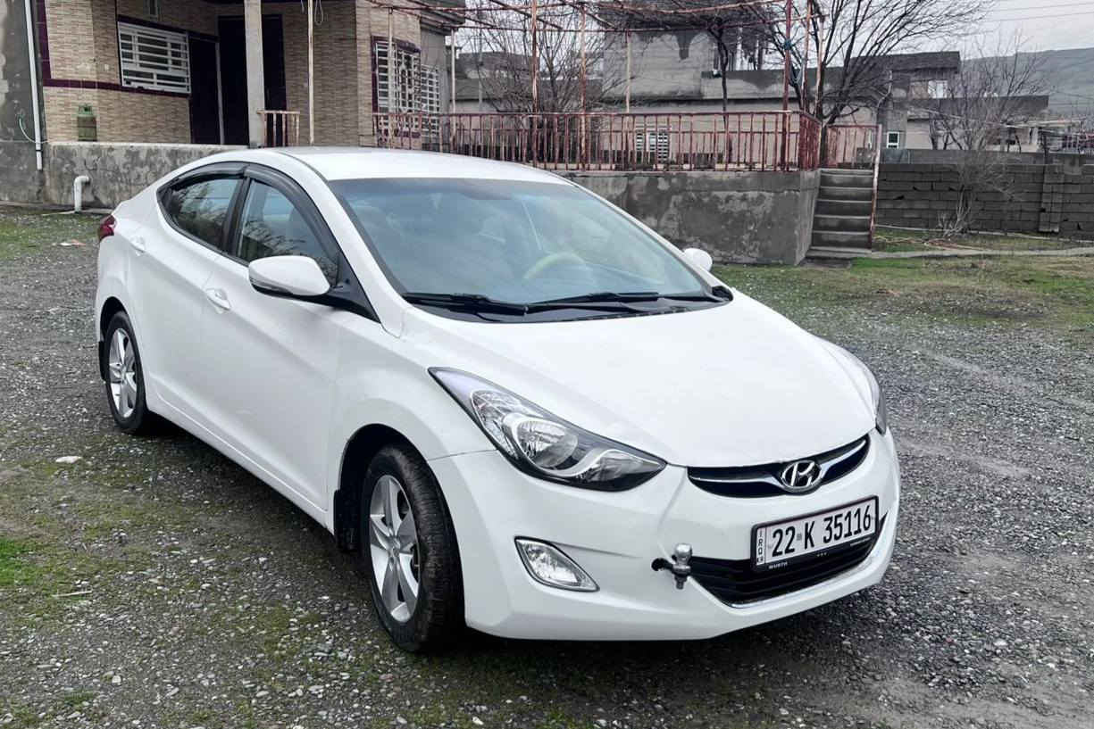 هیۆندای الێنترا 2014 دە پارچە رەش لەسەر ساغەی
مەکینە گەورە ناو پاکەت 
هەموو شتێکی شەرت مەکینەی نەکراوەتەوە بە شەرت 
١٥٠ هەزار حەقیقی رۆیشتووە 
هەموو شتێکی لەسەر بیلادی شەریکە ماوەتەوە 
هیچ موشکیلەی نیە 
سەنەوی ٢٠٢٩ چوار تایەیی نۆی لەسەرە 
دوو گێر پشت و پێش کامیڕە 
پشت و پێش حساس قەپات موسەفات بەس سلایت نیە

سـعـر : لە کۆمێنت داوابکە ڕاستەوخۆ بۆت دێت 📥 

گێر بە شەرت مەکینە بە شەرت 
هیچ کێشەیەکی تێدا نییە 

ژمارەی خاوەنەکەی 
***********
***********
