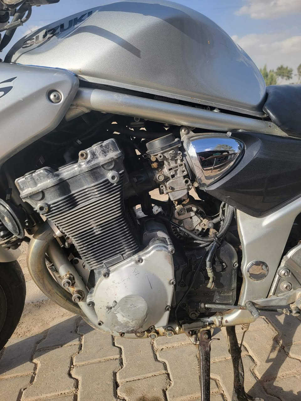 السلام عليكم
Suzuki

 1200S

موديل 2006 
دراجه فول شلعة معدل 123
كزاز رياضي 
برمجه فصله
نظام سكيورتي امريكي 
زوج تايرات جديد 
نقص اشاير اماميه 
تنظيف عام منظومه الاحتراق كابريتر
مكان الدراجه بغداد 
ملاحظه دراجه بدون رقم بدون اوراق
السعر 22 ورقه
*********** واتساب

