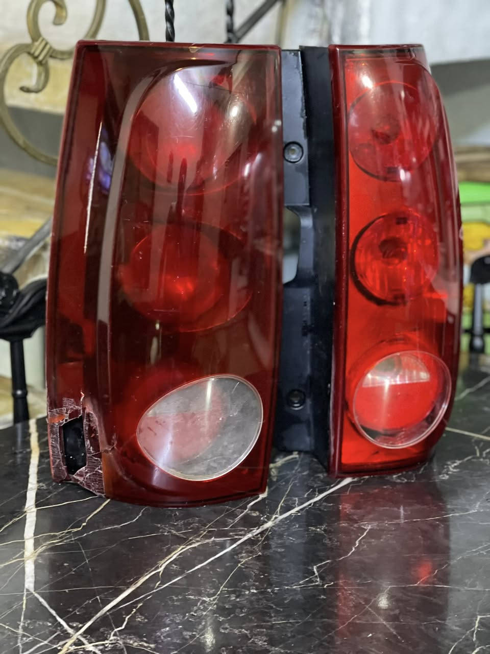 ماصدات جسمي مستعمل اصلي الزوج ب 75 

بك لايت خلفي اصلي مستعمل الزوج ب 50 جهه وره السابق بيهه كسر 

 مكان بغداد ***********
