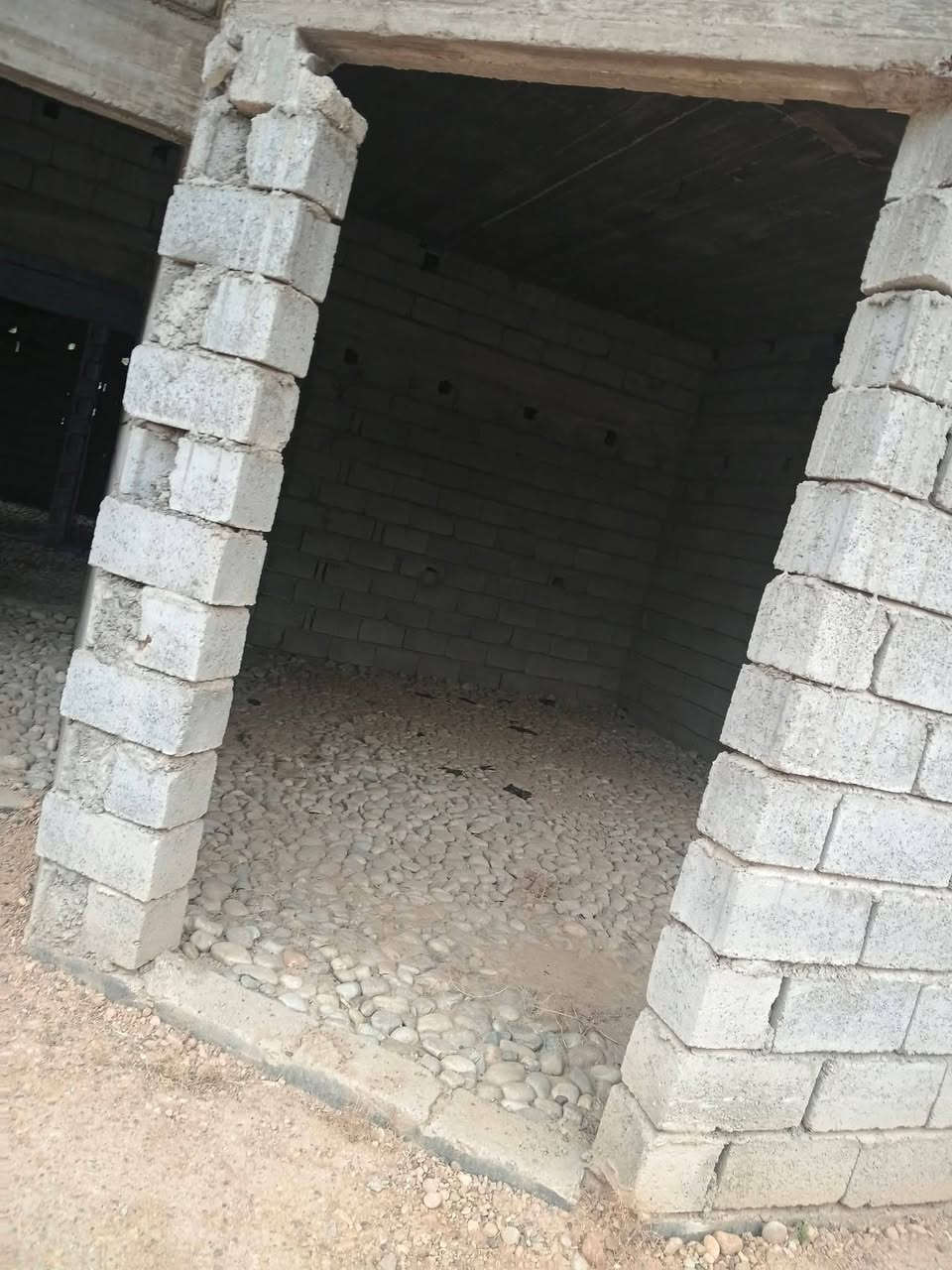 للمقاولات العامة 
فرش حصو جلمود 
فرش سبيش 
نشر بلوك 
بالأسعار مناسبة 
الاستفسار والاتصال ***********
