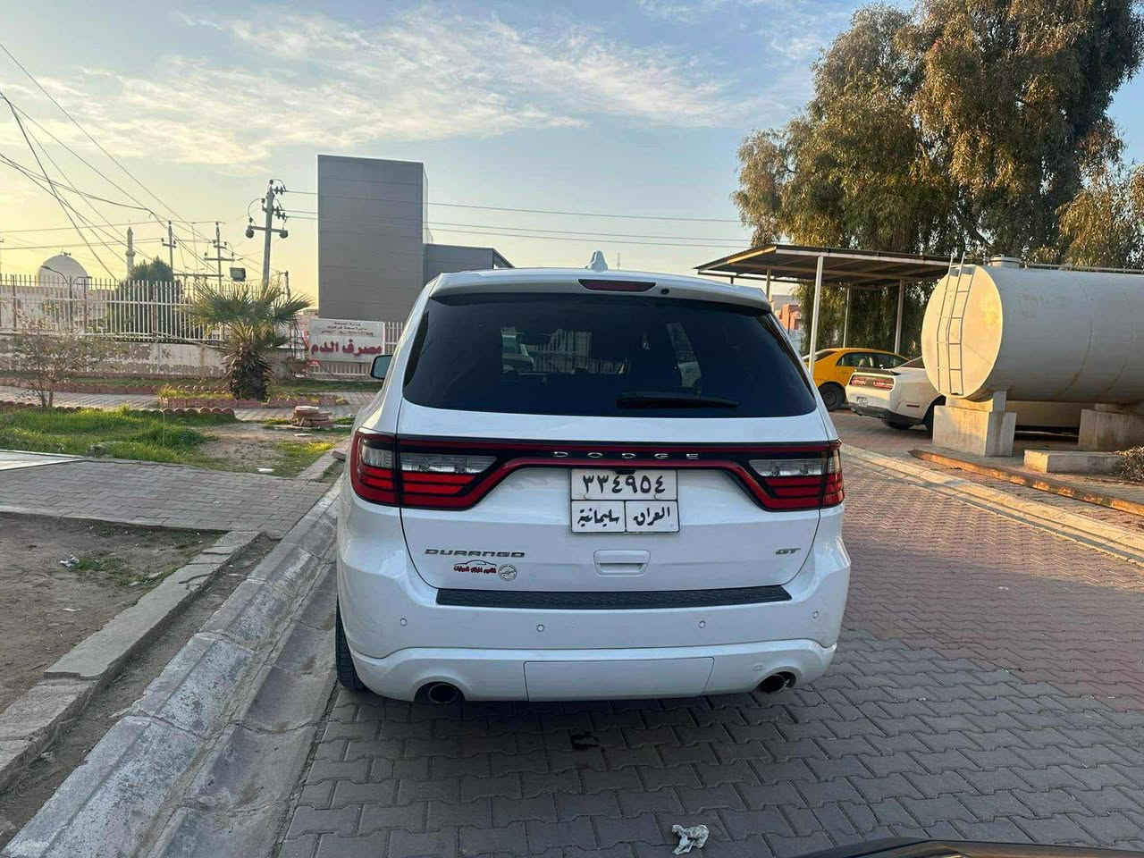 السلام عليكم
للبيع 
 دوج دورنكو 2019 GT
سياره كلين بدون حادث بدون قطرة صبغ 
ماشية 103 ميل
رقم سليمانيه باسمي 
المواصفات ⤵️⏬
بصمه تشغيل وابواب  وتشغيل عن بعد -
  والكشنات الاماميه تحكم كهرباء 
-تدفئه الكشنات الاماميه  والخلفيه 
حساسات خلفيه مع كامره دواره 📷
-وقوف ذكي عند الرجوع للخلف ووجود جسم غريب 
كشن السائق خزن ميموري 
حجم المحرك 3.6 
سي دي مع بلوتوث مع اواكس 🔊
النقطه العمياء في المراة-شفتات ستيرن تحكم سرعة 
تحكم ستيرن جهتين 
تبريد ثلاث قطع امامي و وسط و خلفي ❄️
اكو بعد مواصفات
ادامة كاملة دهن اصلي بانزين كله محسن اخليلهة
السعر الطلوب (230$) ورقه بيهة مجال 💵💸
المكان كركوك 
 رقم  الهاتف *********** 📱 كركوك, العراق
