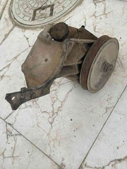 سلام عليكم اخوان مكلف بلنشر غراض كابرس مكينه وكير بتفرعاته وضفيرته و كيجات وشيلات بنيد رقم صاحب الغراض ***********
