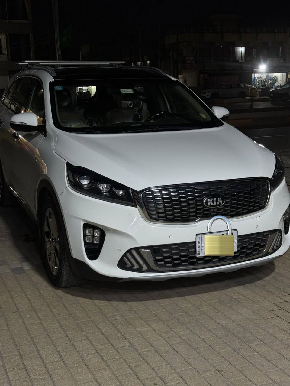 سورنتوا 2018 شكل 20 فول موصفات ما بيه قطعه صبخ سياره جديده خليجي بنرومه للبيع 
لتواصل ***********
