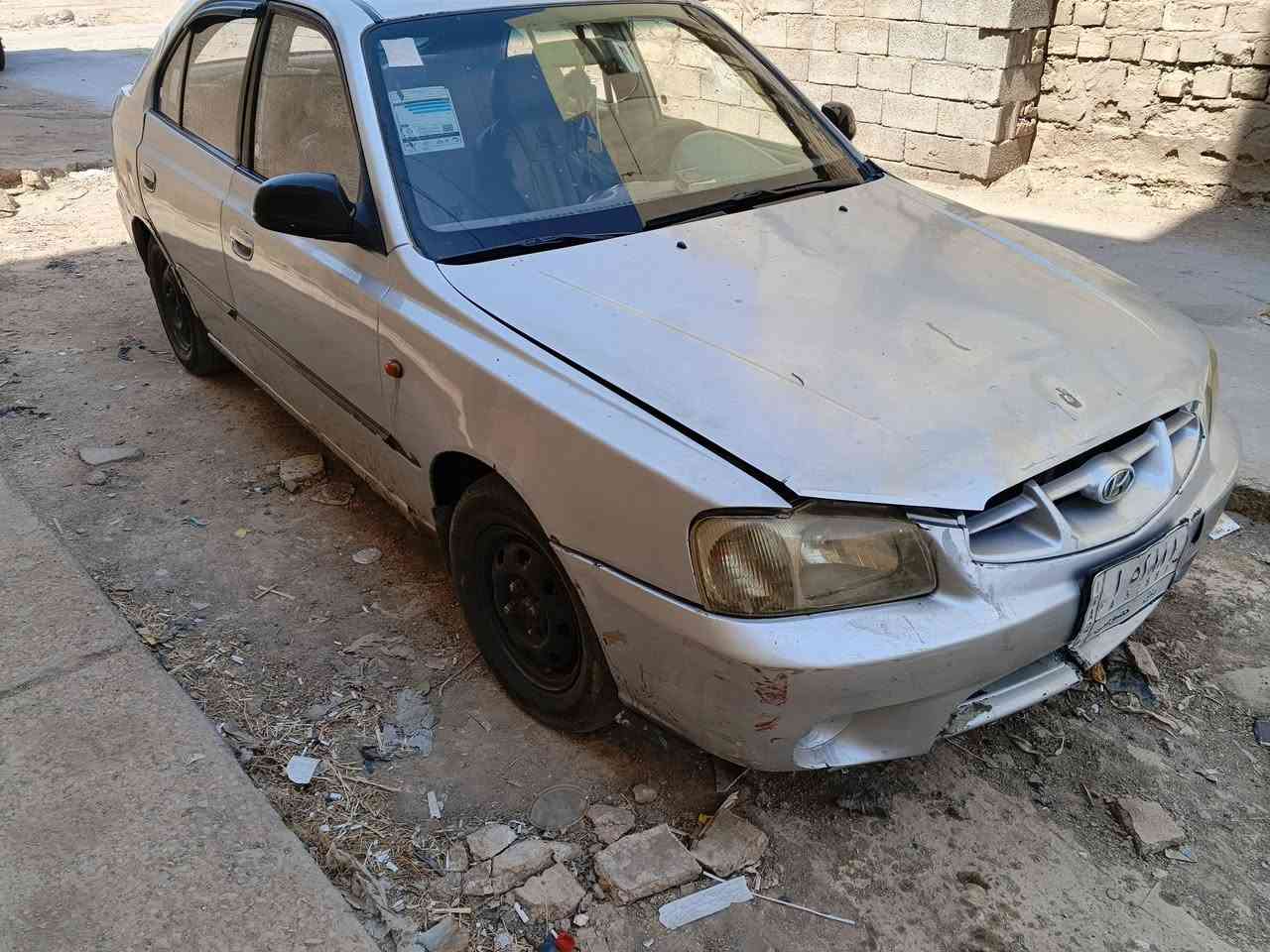 سلام عليكم هونداي اكسنت 2000سيارة حلوة نضيفة تخم تاير سنوية 2027جديدة بس محركهة بي خيط بخار سعر28وبيهة مجال ***********
