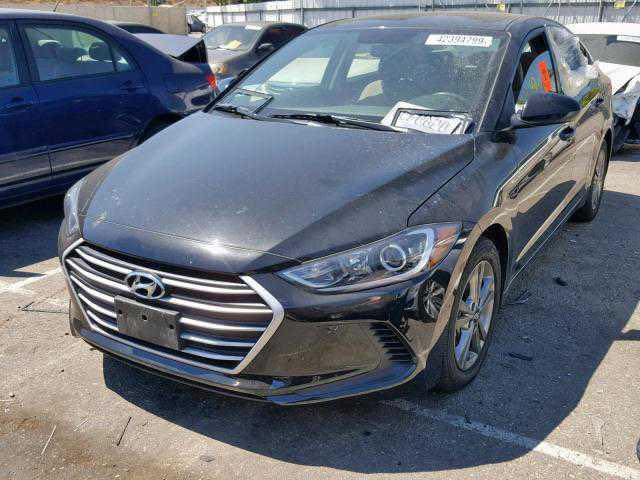 النترا وراد امريكي موديل ١٨
ماشية ٤٨ الف ميل 
ضررها طلقتين بالباب الوره السايق وبالصندوك 
مكفوله من الصبغ والتبديل 
المكينه مالتها جديده مبدلبها رواجز وكاله موبز 
السياره كفاله عامة عدا الطلقتين وبدون صبغ
مكان السياره بغداد نفق الشرطه 
رقم صاحب السياره 
***********
السعر ١٣٤ وبي مجاللل
