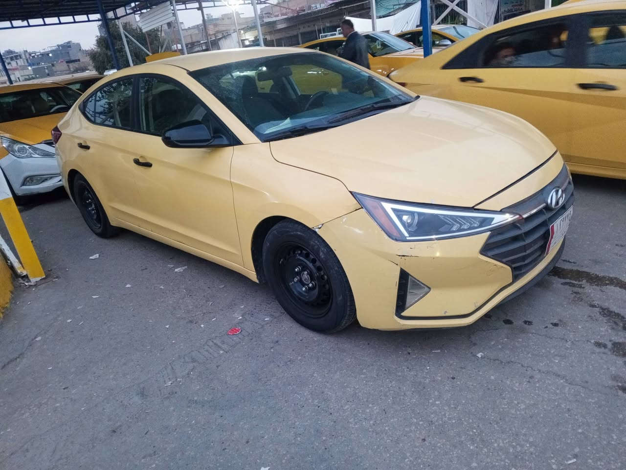 الانتره 19 رقم كربلاء بسمنه تحويل مصفره هيئه ومرور حادثها موضح بالصوره فقط باب مبدل خطها كربلاء بغداد مكينه لاتبخير ولاتنقيص كير اي تي تبريد منضومه كامله جديده منضومه زنون تخم تاير شاشه تاب السعر 130 وبيها مجال المكان كربلاء ***********
